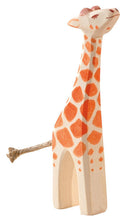 Load image into Gallery viewer, Giraffe small head high
