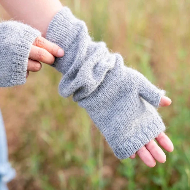 alpaca arm warmers in grey